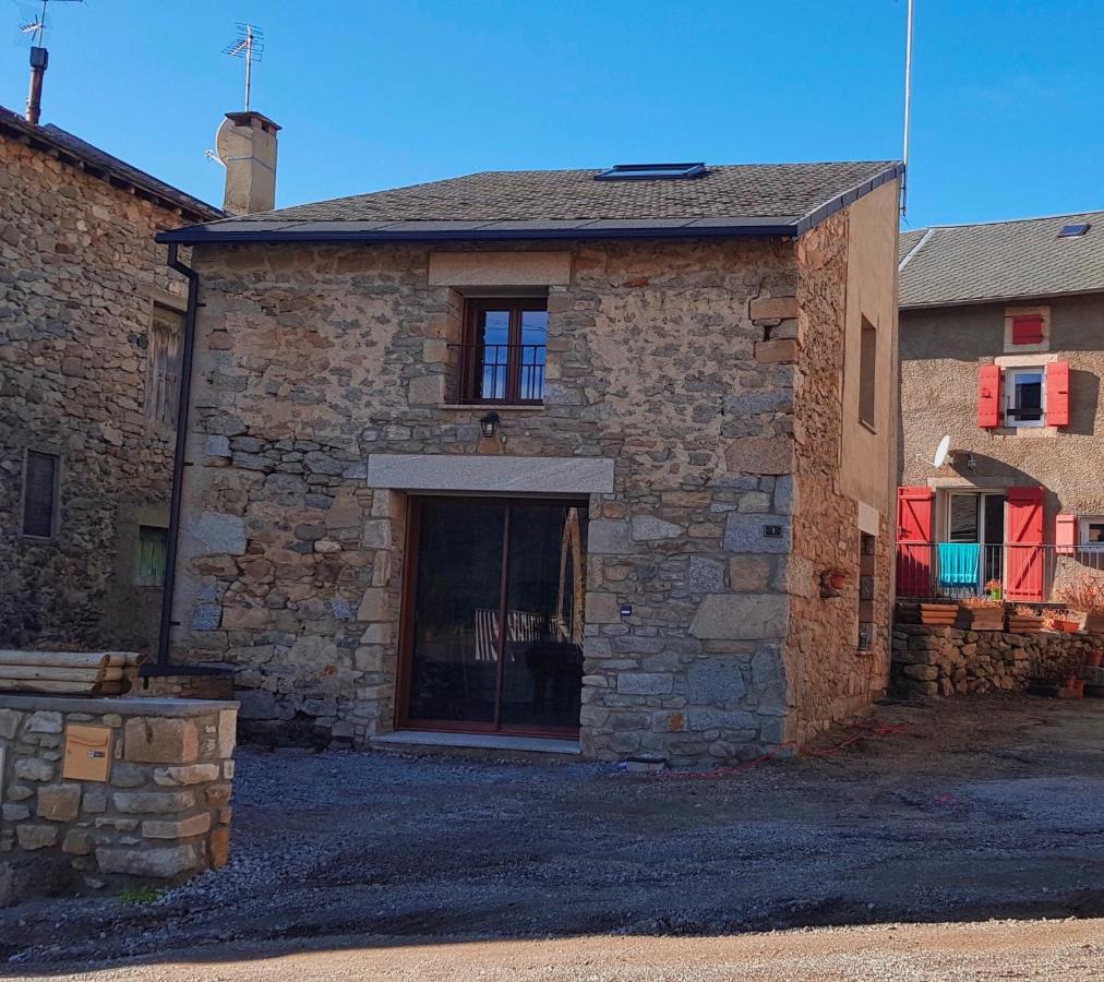 Апартаменты Grange De Caractere En Pierre Al Badiu La Llagonne Экстерьер фото